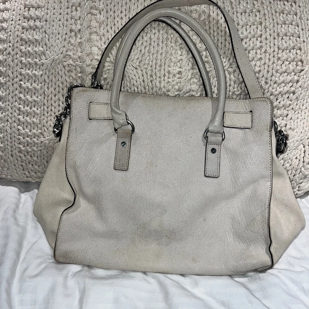 Michael Kors Cream Handbag with Handles & Shoulder Strap - Picture 3 of 11